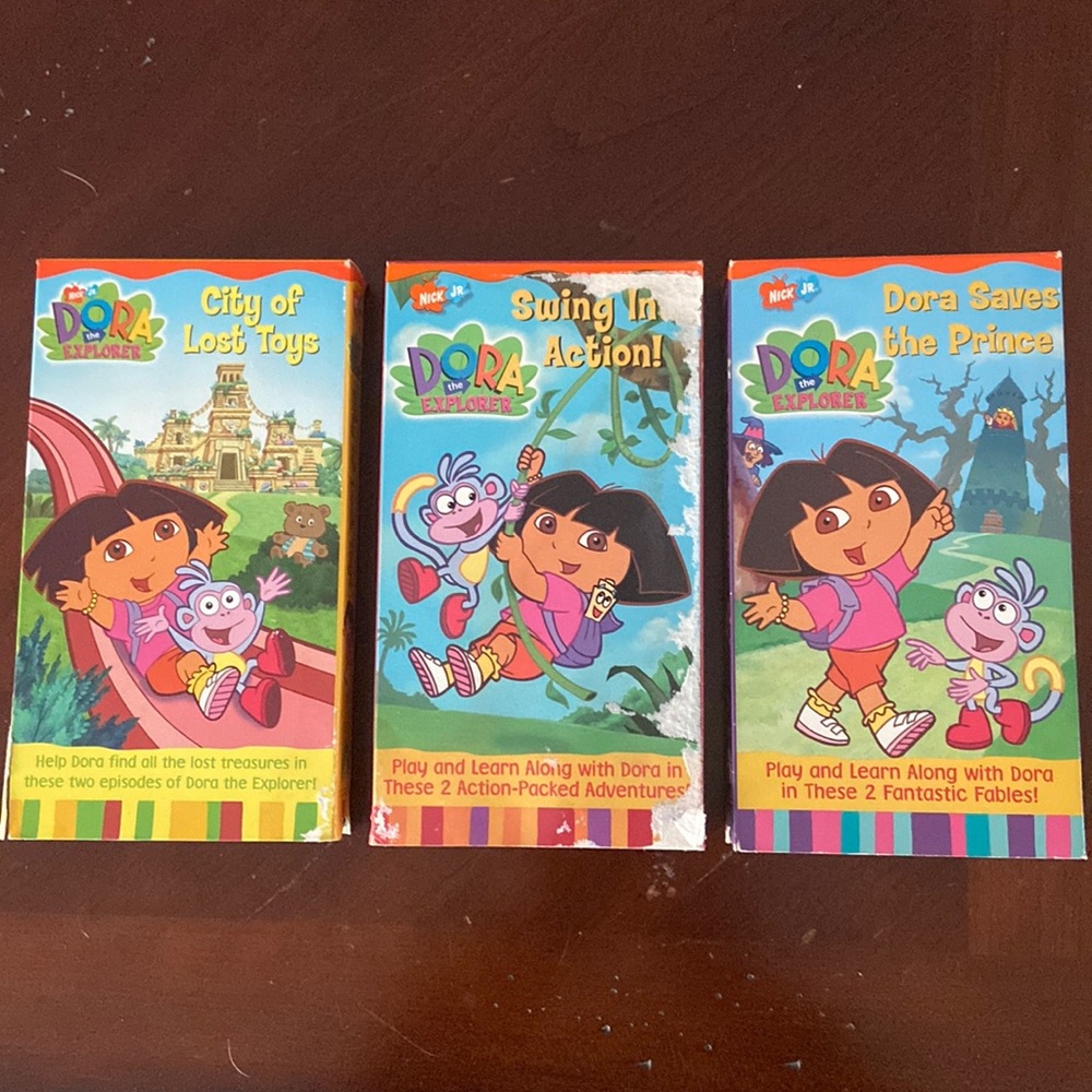 Set of 3 Dora the Explorer VHS tapes Nick jr Fun & Educational videos